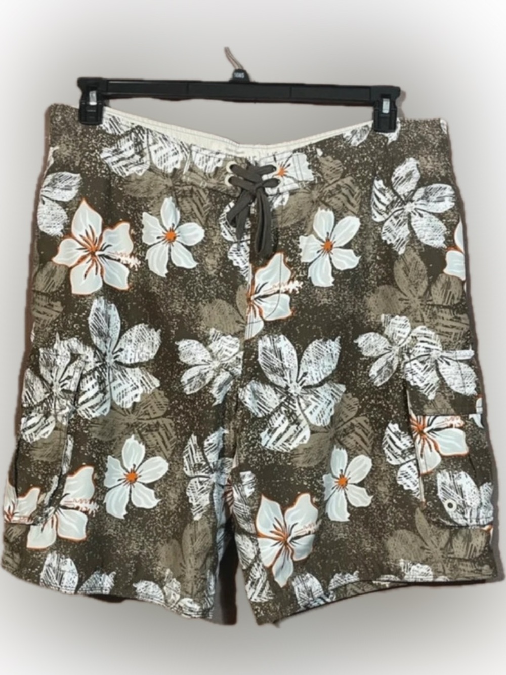 Men's Aeropostale Large Olive Floral Board Shorts GUC Resortwear Summer Beach